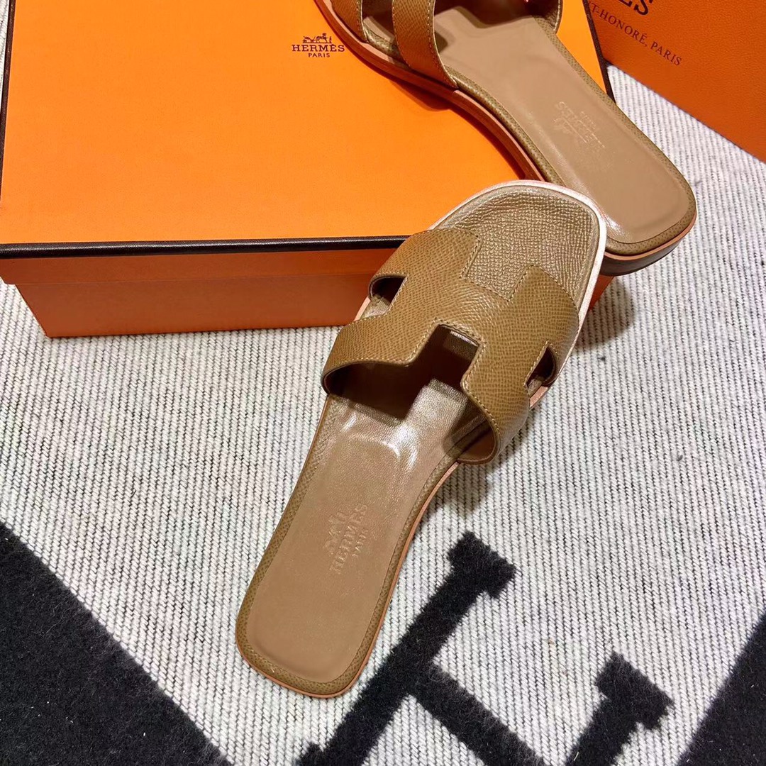 에르메스 올수공 오란 슬리퍼 샌들 앱송 109